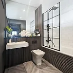 The Directors Penthouse شقة *