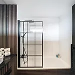 The Directors Penthouse * ليدز