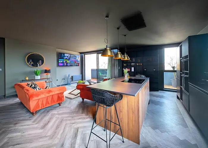 The Directors Penthouse Apartment *