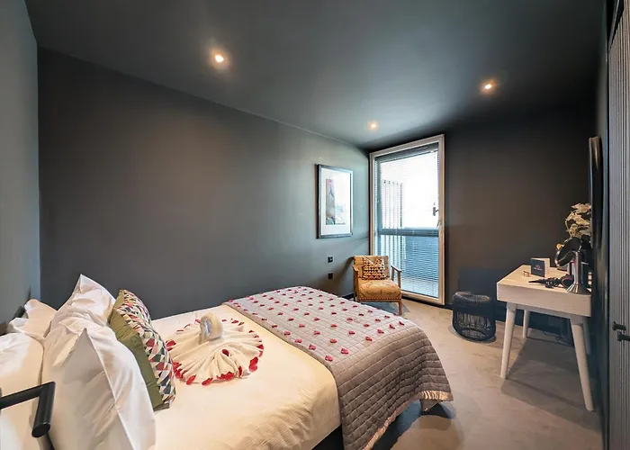 The Directors Penthouse Apartment Leeds (West Yorkshire)